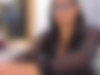 Melissa Cortes MILF webcam performer live streaming