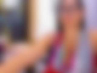 Live cam show with Melissa Cortes - Strip on Milfs Live