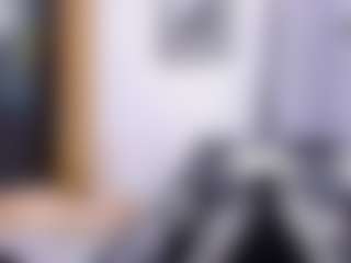 Live cam show with Melissa Cortes - Bedroom on Milfs Live