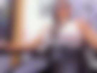 Live cam show with Melissa Cortes - Bikini on Gym Cam Girls
