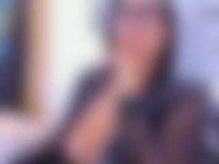 Melissa Cortes MILF webcam performer live streaming
