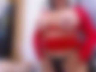 Melissa Cortes MILF webcam performer live streaming
