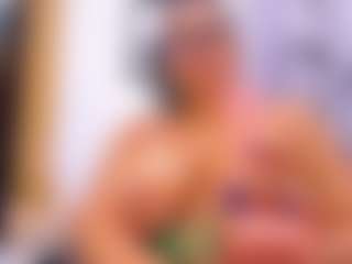 Live cam show with Melissa Cortes - Middle Aged on Camsoda