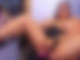 Live cam show with Melissa Cortes - Joi on Livezox