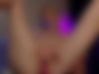 SonyaKreez's Live Sex Cam Show
