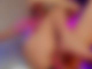 SonyaKreez's Live Sex Cam Show