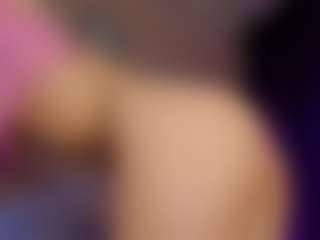 Live cam show with SonyaKreez - Dildo on SpankPalCams