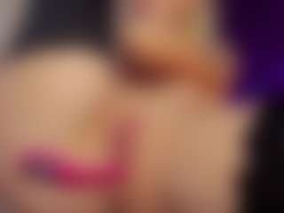 SonyaKreez's Live Sex Cam Show