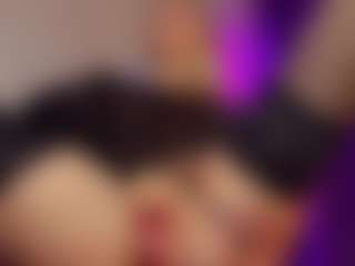 SonyaKreez's Live Sex Cam Show