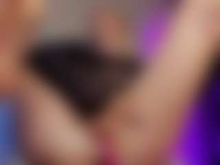 SonyaKreez's Live Sex Cam Show