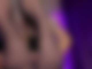 SonyaKreez's Live Sex Cam Show