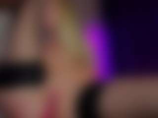 SonyaKreez's Live Sex Cam Show