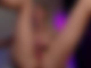SonyaKreez's Live Sex Cam Show