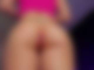 SonyaKreez's Live Sex Cam Show