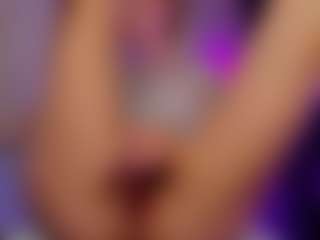 SonyaKreez's Live Sex Cam Show