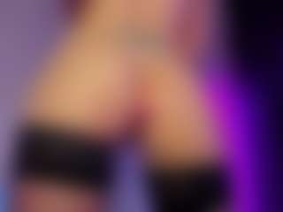 SonyaKreez's Live Sex Cam Show