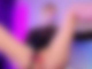 SonyaKreez's Live Sex Cam Show