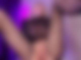 SonyaKreez's Live Sex Cam Show