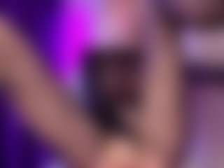 SonyaKreez's Live Sex Cam Show