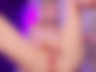 SonyaKreez's Live Sex Cam Show