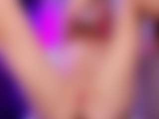 SonyaKreez's Live Sex Cam Show