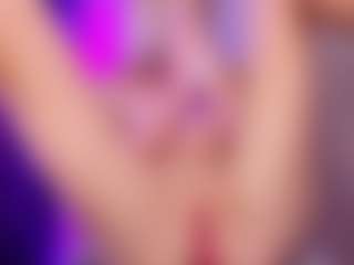 SonyaKreez's Live Sex Cam Show
