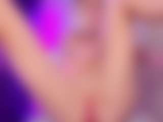 Live cam show with SonyaKreez - Big Ass on Strip Flash - Live Sex Shows