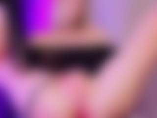 SonyaKreez's Live Sex Cam Show