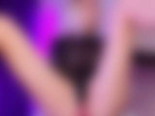 SonyaKreez's Live Sex Cam Show