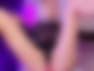 SonyaKreez's Live Sex Cam Show