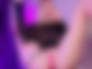 SonyaKreez's Live Sex Cam Show