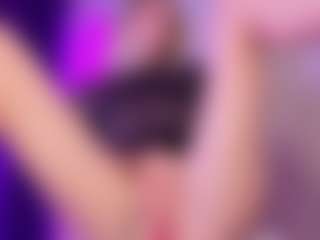 SonyaKreez's Live Sex Cam Show