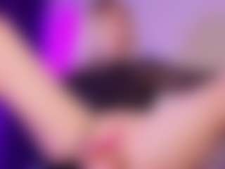 SonyaKreez's Live Sex Cam Show