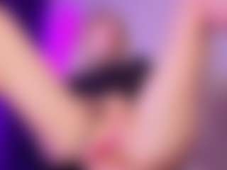 SonyaKreez's Live Sex Cam Show