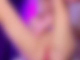 SonyaKreez's Live Sex Cam Show