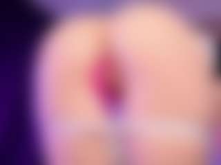 SonyaKreez's Live Sex Cam Show