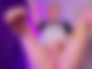 SonyaKreez's Live Sex Cam Show