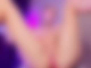 SonyaKreez's Live Sex Cam Show