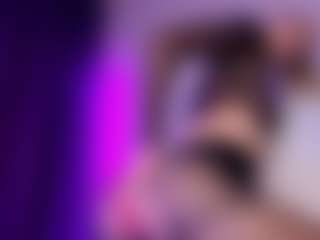 SonyaKreez's Live Sex Cam Show