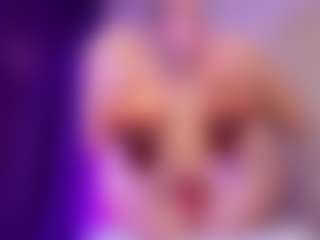 Live cam show with SonyaKreez - Sexwebcam Blonde Hair on Hubzter Live