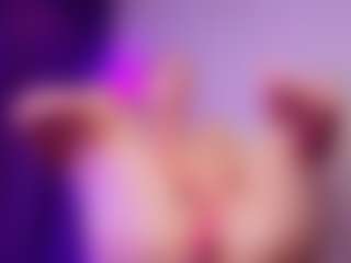 SonyaKreez's Live Sex Cam Show
