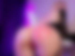 SonyaKreez's Live Sex Cam Show