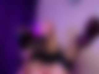 SonyaKreez's Live Sex Cam Show