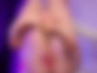SonyaKreez's Live Sex Cam Show
