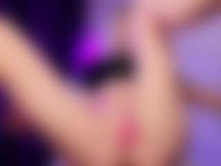 SonyaKreez's Live Sex Cam Show