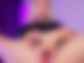 SonyaKreez's Live Sex Cam Show