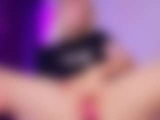 SonyaKreez's Live Sex Cam Show