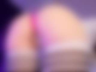 Live cam show with SonyaKreez - Pov on CamwithHer