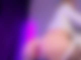 Live cam show with SonyaKreez - Big Ass on Camsoda