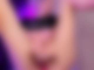 SonyaKreez's Live Sex Cam Show